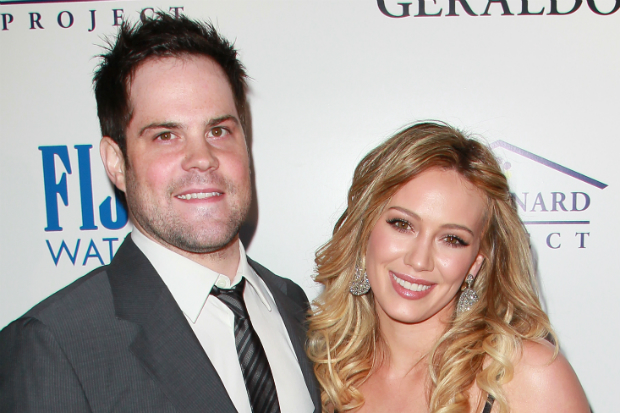 Hilary Duff S Ex Mike Comrie Accused Of Rape Celebuzz