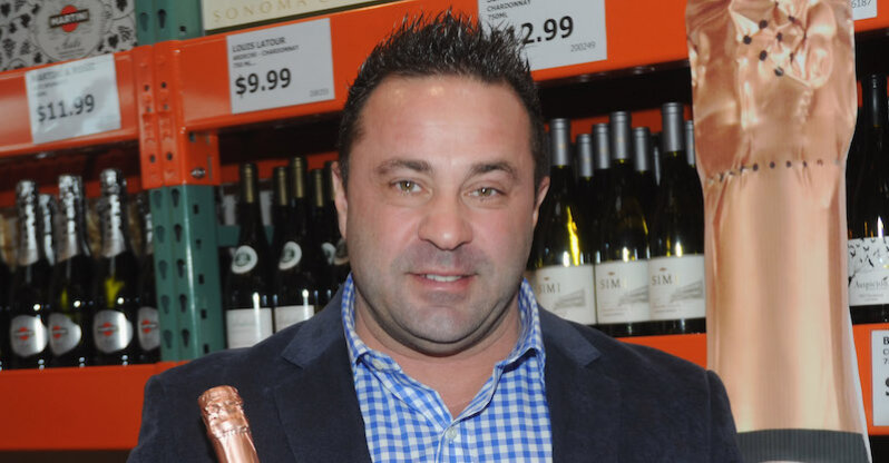 Teresa Giudice Says Daughters Will Visit Joe Giudice Before Thanksgiving